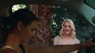 Büyük göğüslü sarışın Kenna James uyanıyor ve Asyalı MILF Dana Vespoli ile ateşli lezbiyen seks yaşıyor.
